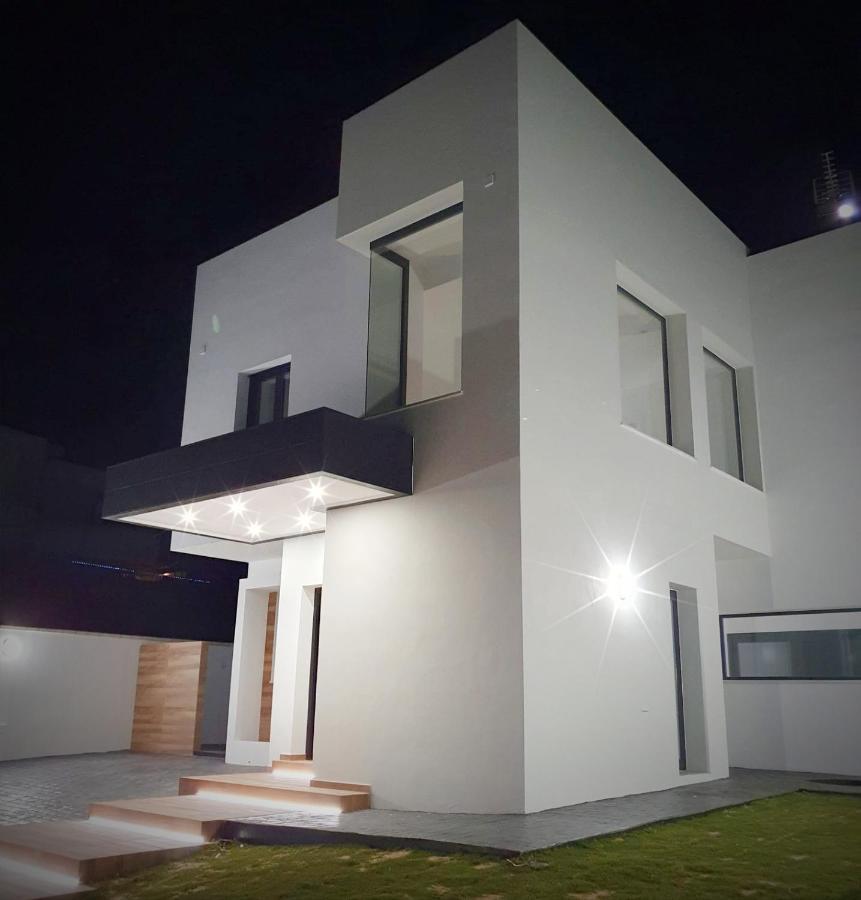 Villa De Lujo En Santa Margarita Alcaidesa Exterior foto